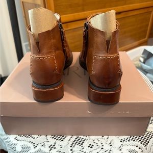 Saddle Ankle Boots Sarto by Franco Sarto, size 9.5